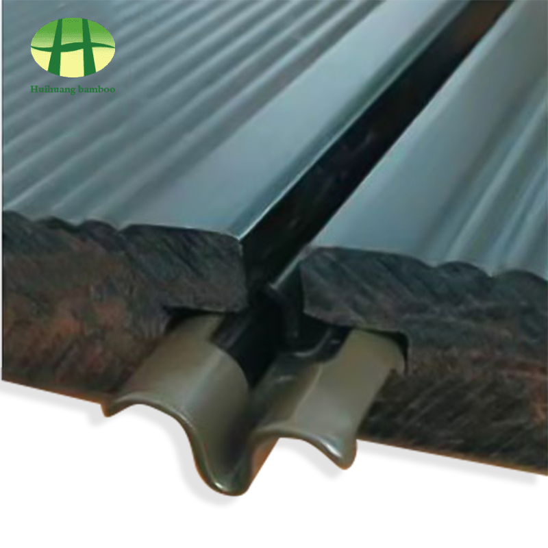 ربط أظافر صريح بأرضيات من الخيزران الثقيل